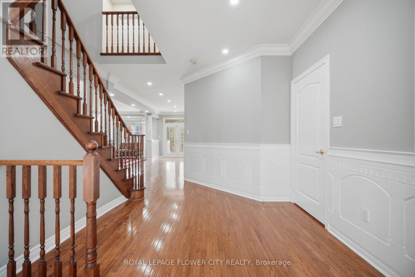 4 Castle Mountain Drive Property Photo 9