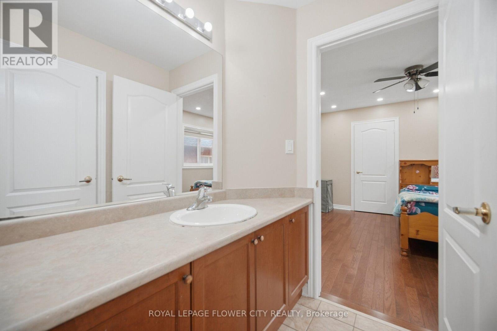 4 Castle Mountain Drive Property Photo 32