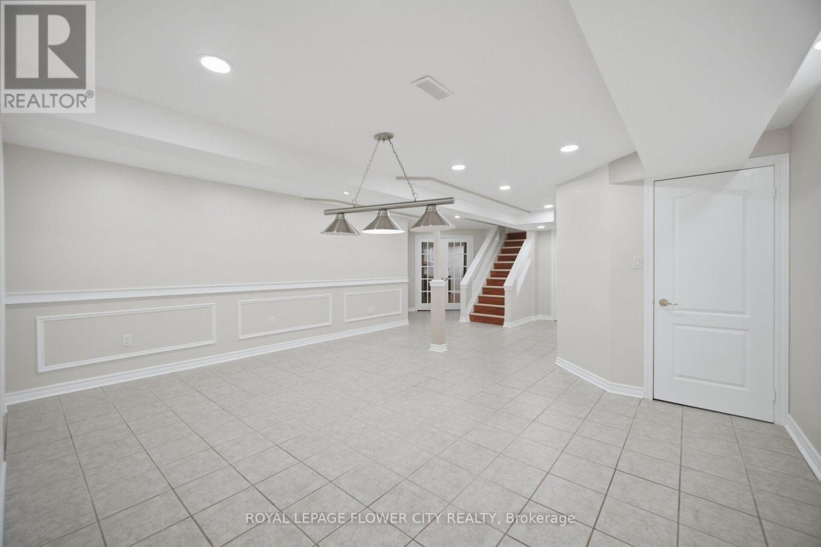 4 Castle Mountain Drive Property Photo 36