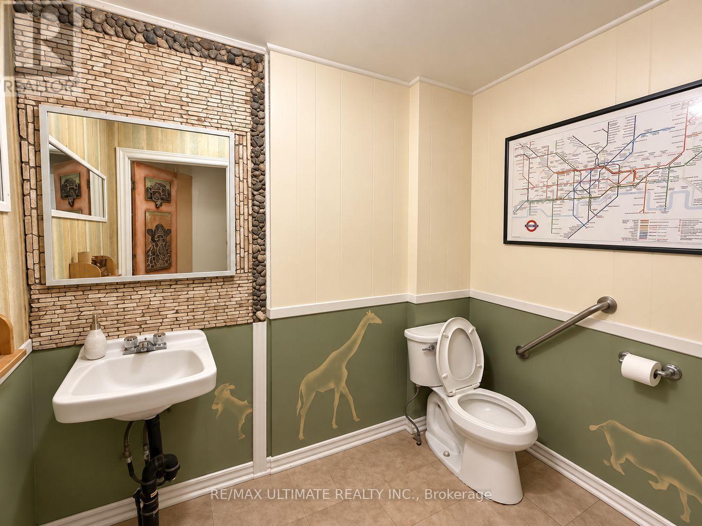 2857 Lake Shore Boulevard W Property Photo 13