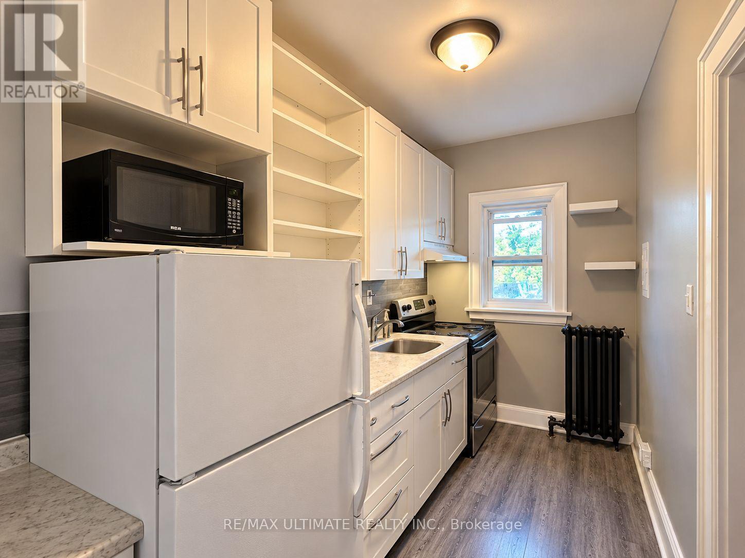 2857 Lake Shore Boulevard W Property Photo 21