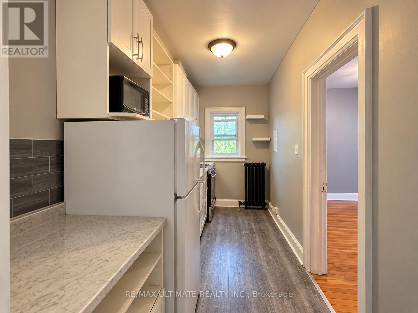 2857 Lake Shore Boulevard W Property Photo 22