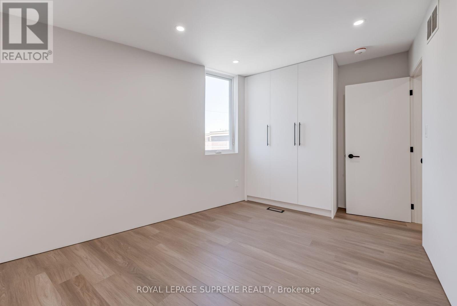 3 - 101 Bernice Crescent Property Photo 25