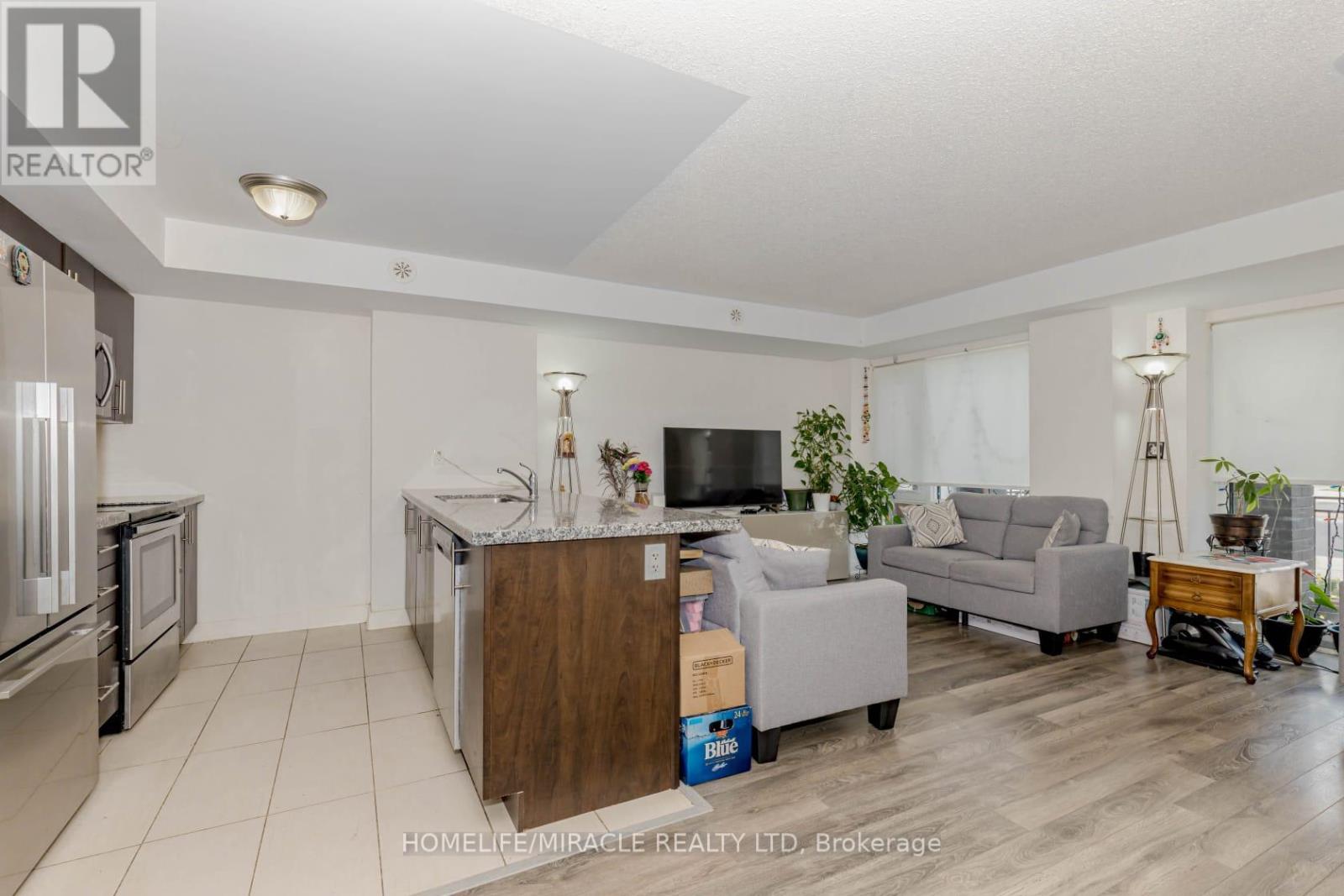 29 - 100 Dufay Road Property Photo 5