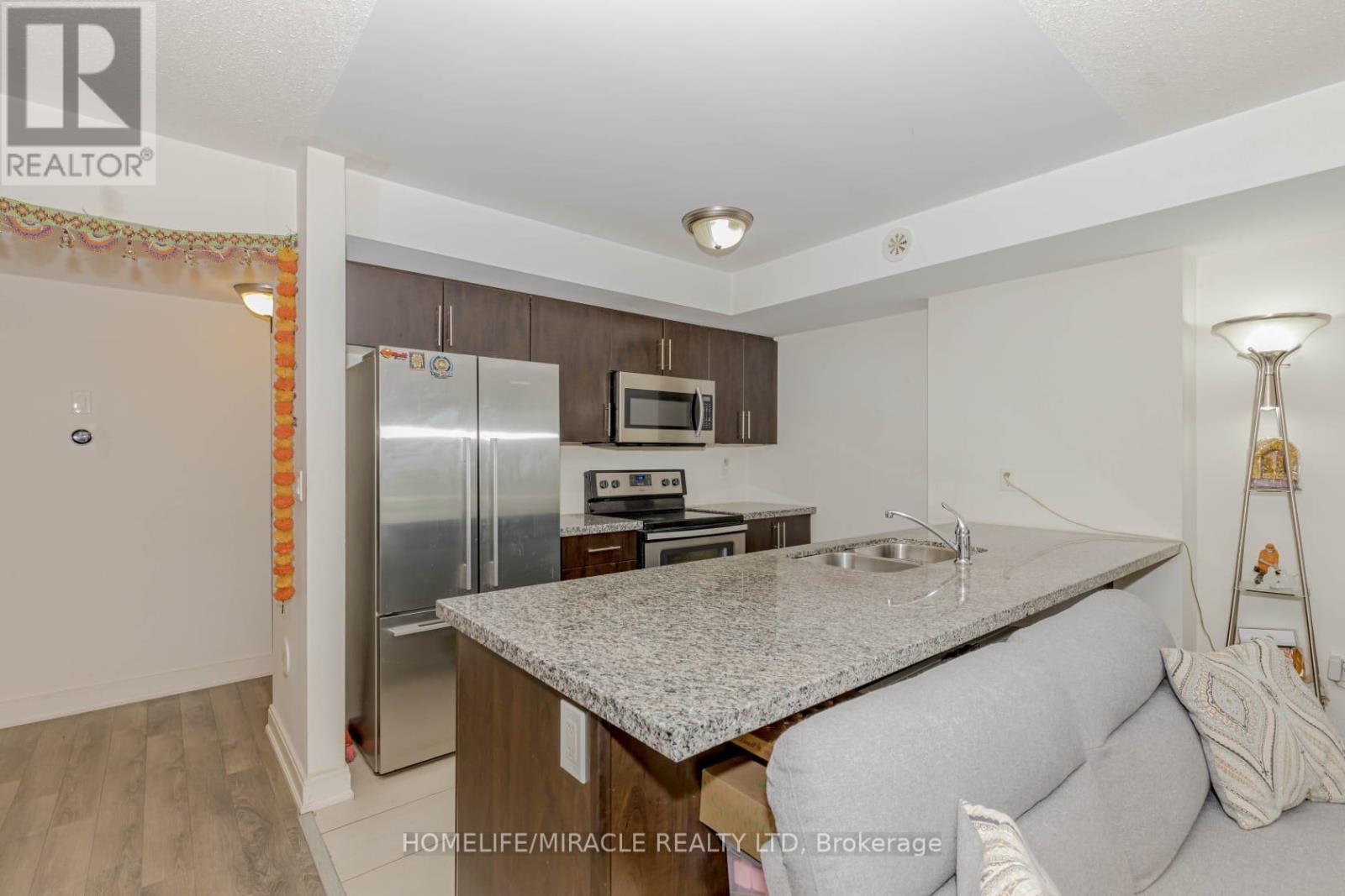 29 - 100 Dufay Road Property Photo 8