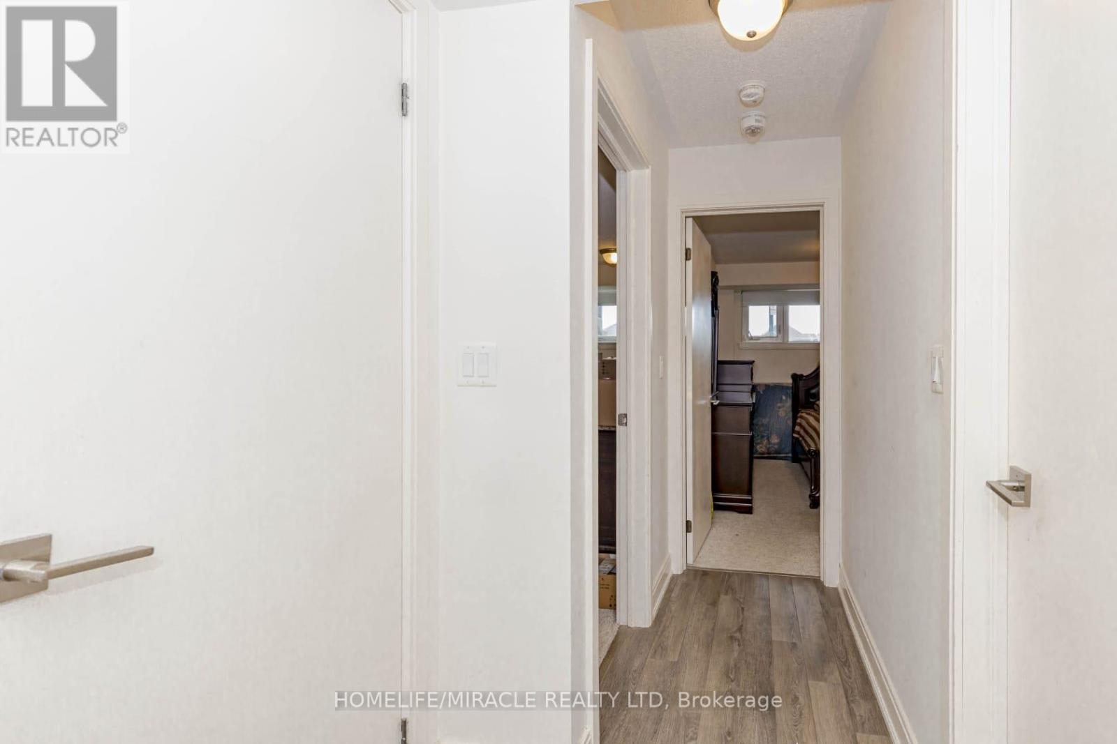29 - 100 Dufay Road Property Photo 18