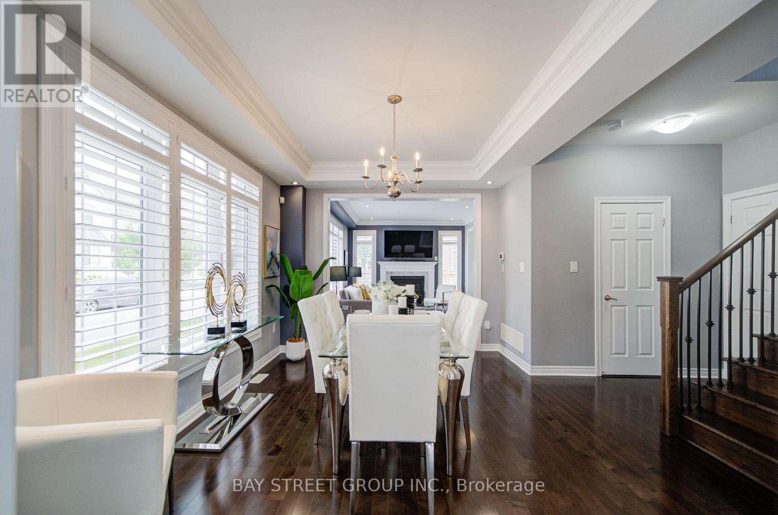 382 Begonia Gardens Property Photo 6
