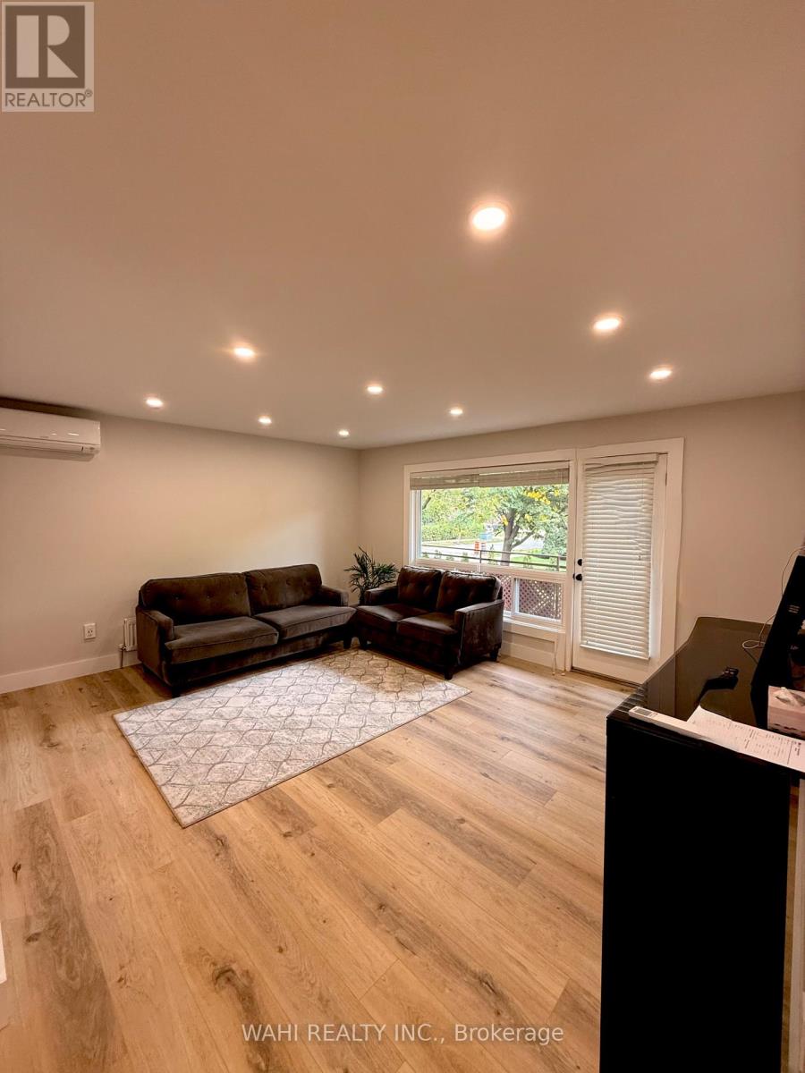 Unit 2 - 24 Lloyd George Avenue Property Photo 3