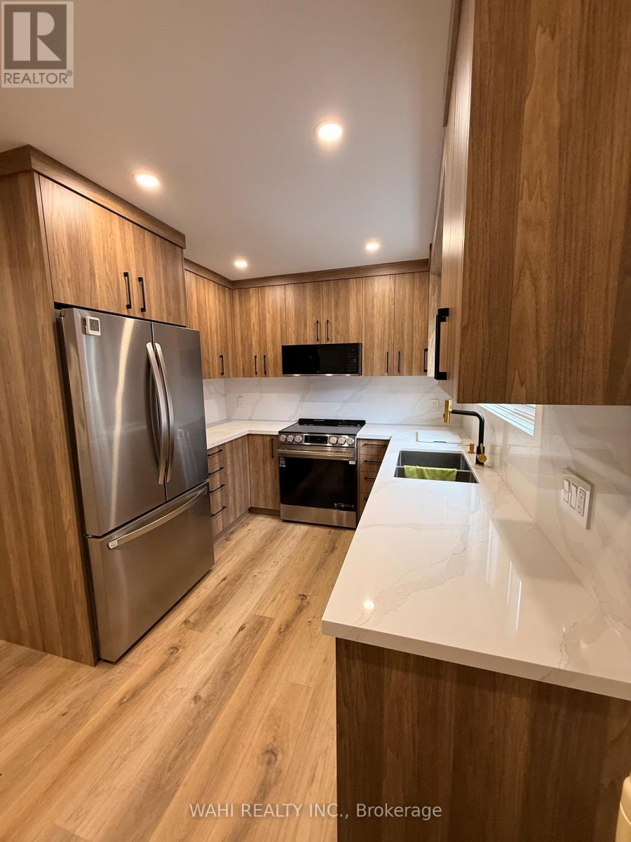 Unit 2 - 24 Lloyd George Avenue Property Photo 8