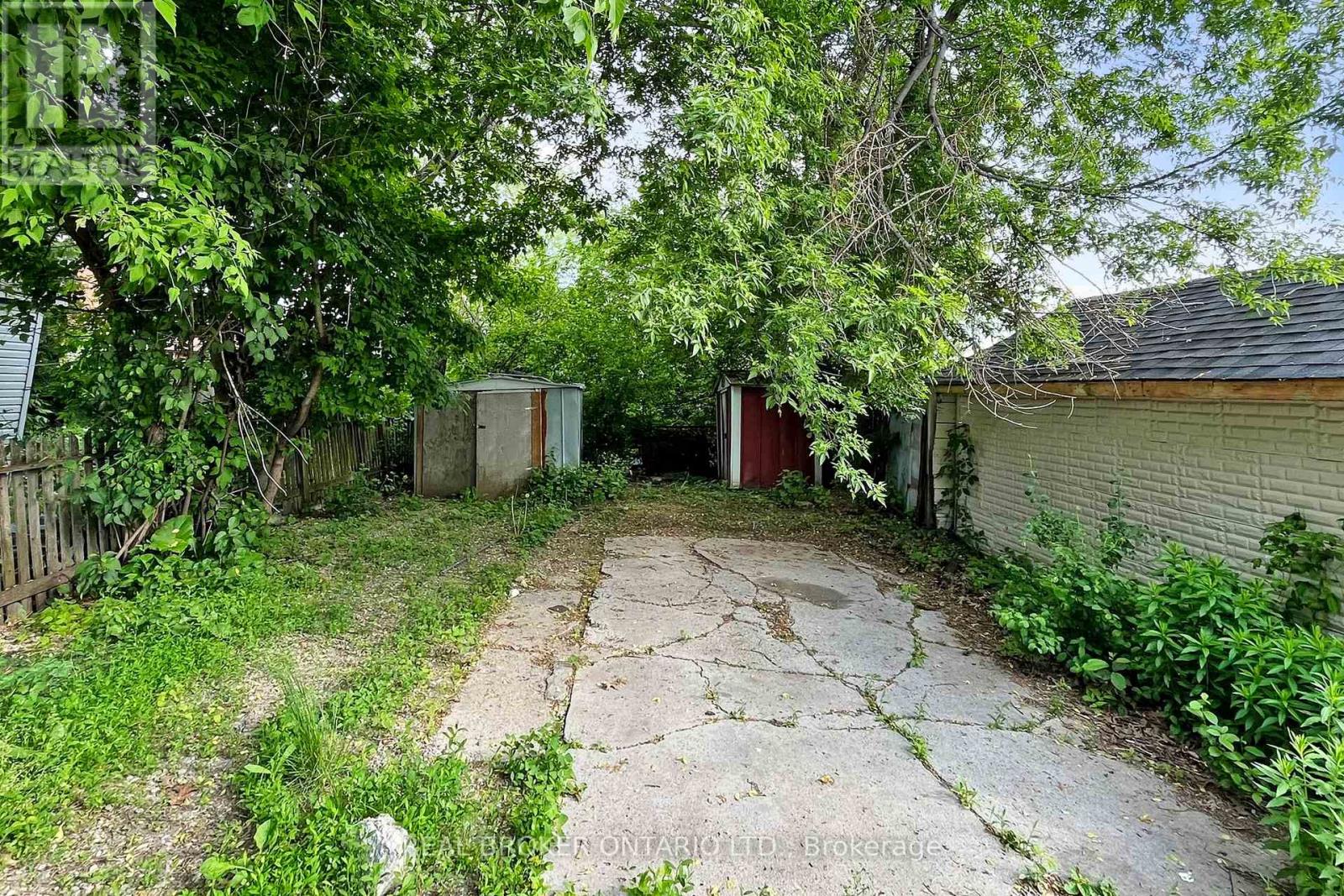 Main - 102 Bowie Avenue Property Photo 28