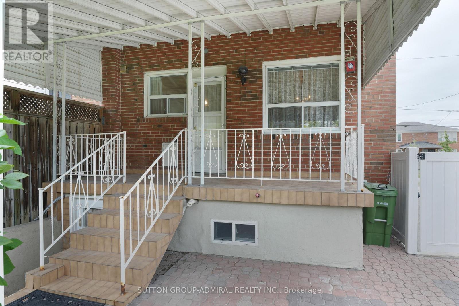 14 Thurrock Road Property Photo 3