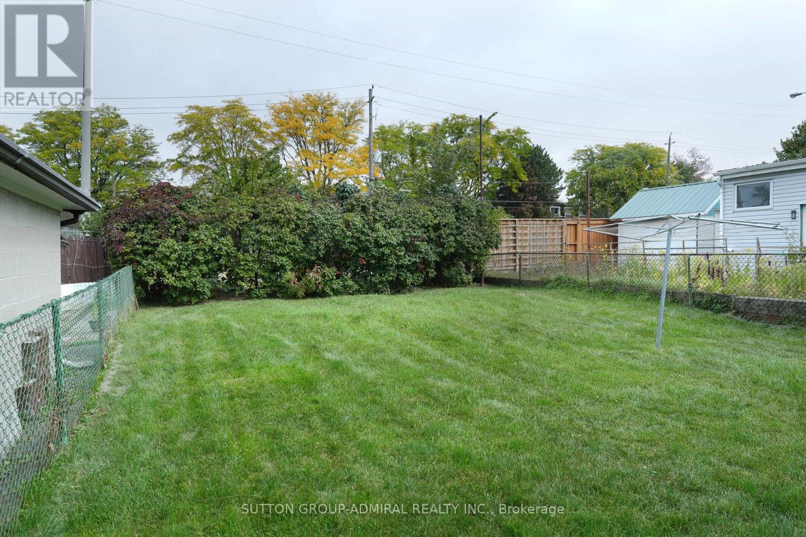 14 Thurrock Road Property Photo 4