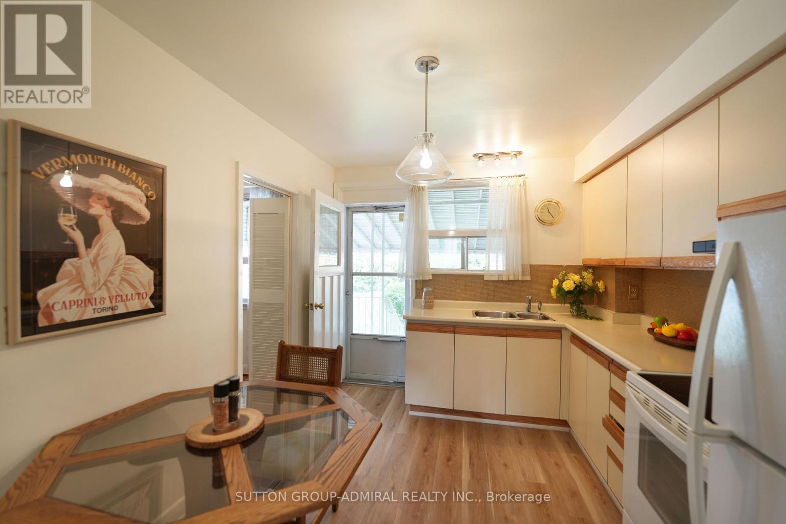 14 Thurrock Road Property Photo 6