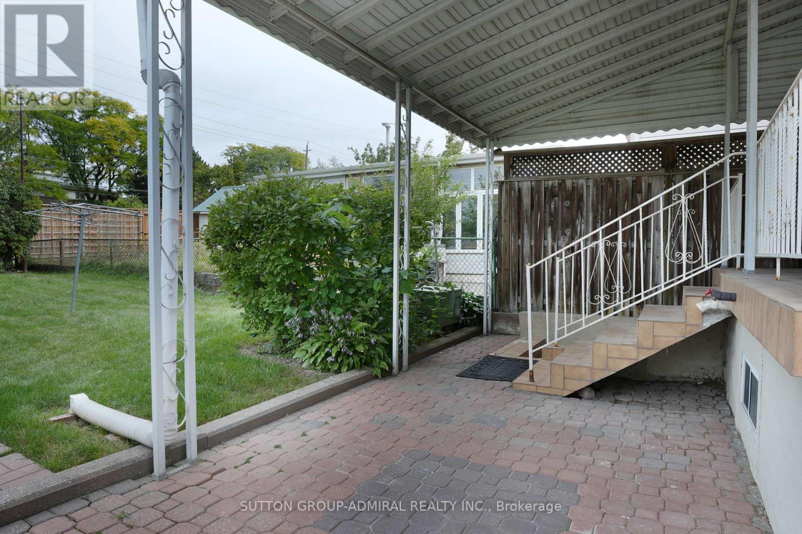 14 Thurrock Road Property Photo 21