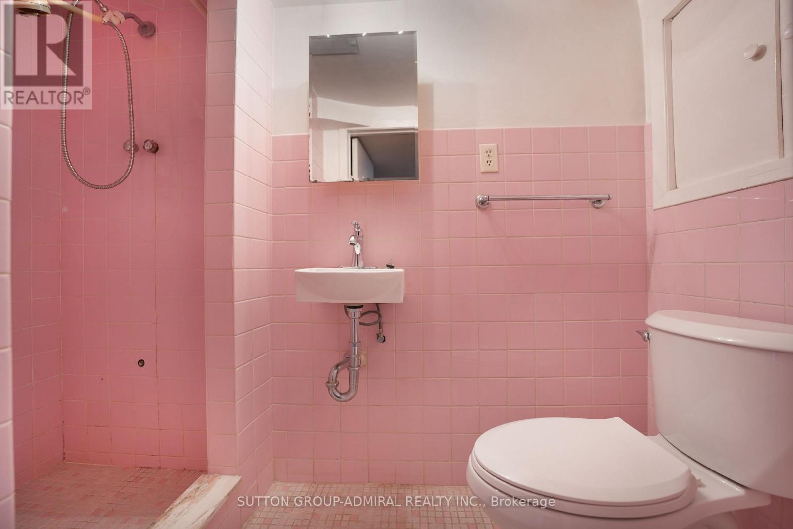 14 Thurrock Road Property Photo 33