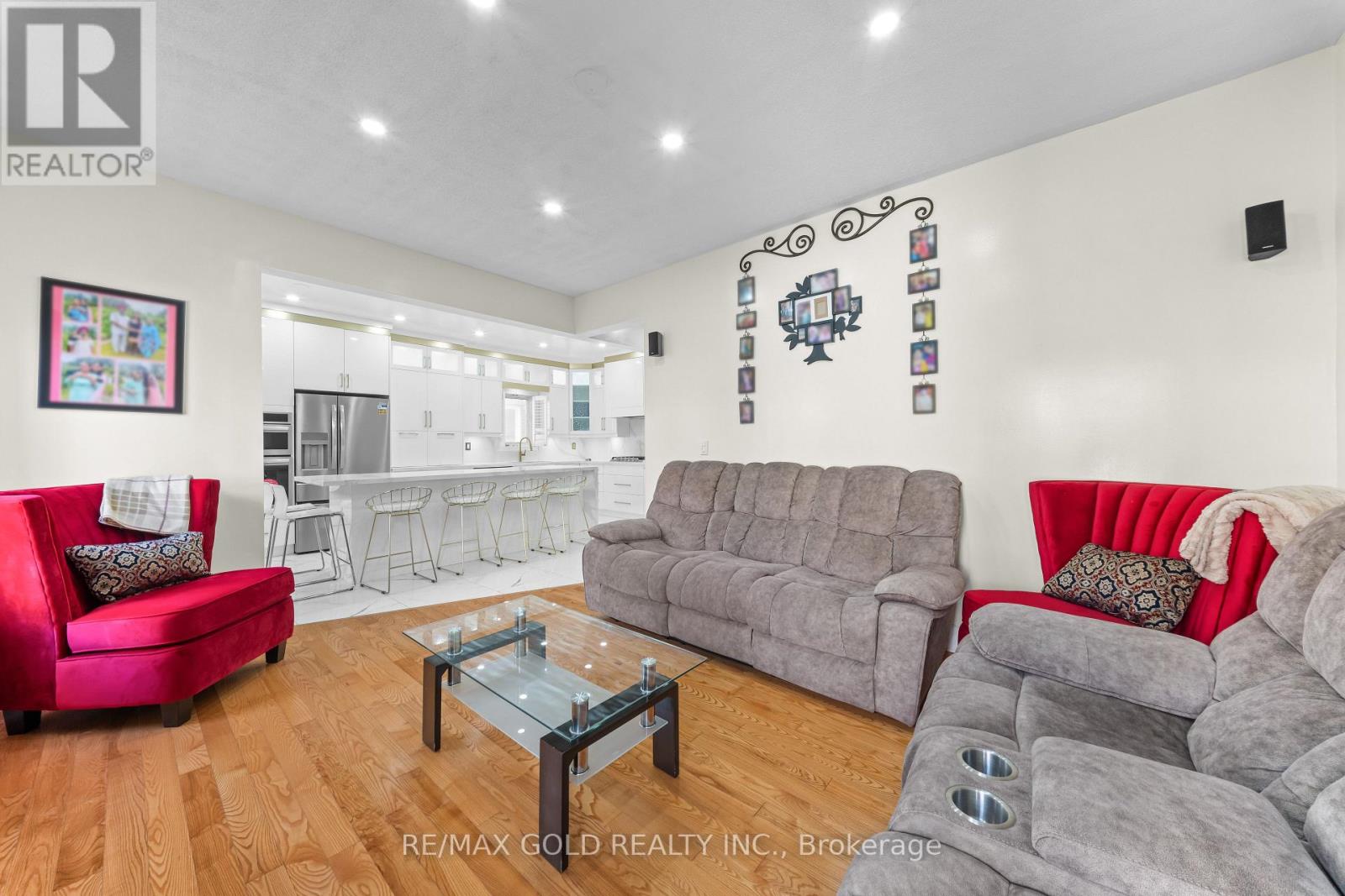 19 Attview Crescent Property Photo 11
