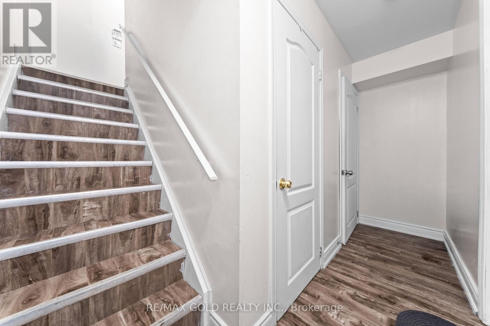 19 Attview Crescent Property Photo 22