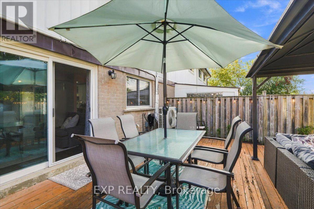 16 Havenbrook Court Property Photo 40