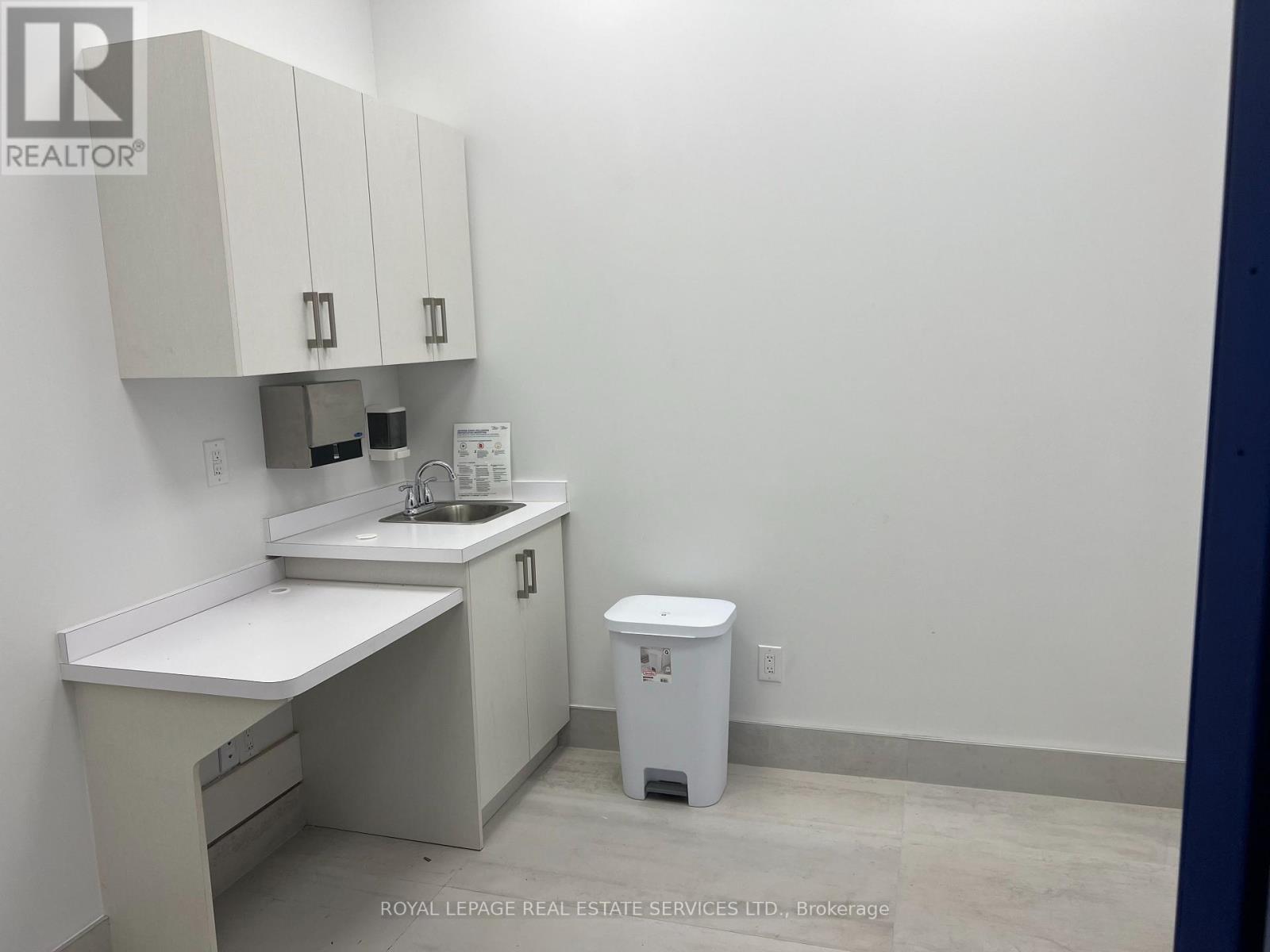 117 - 1441 Elgin Street Property Photo 11