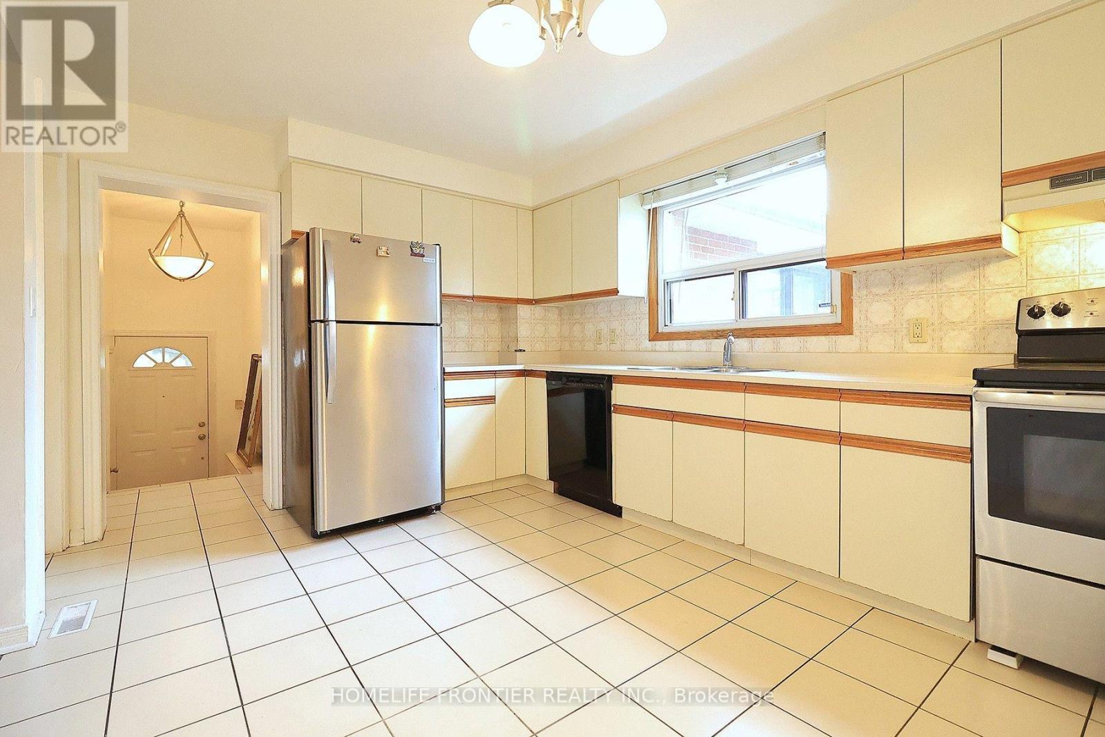 334 Rimilton Avenue Property Photo 8