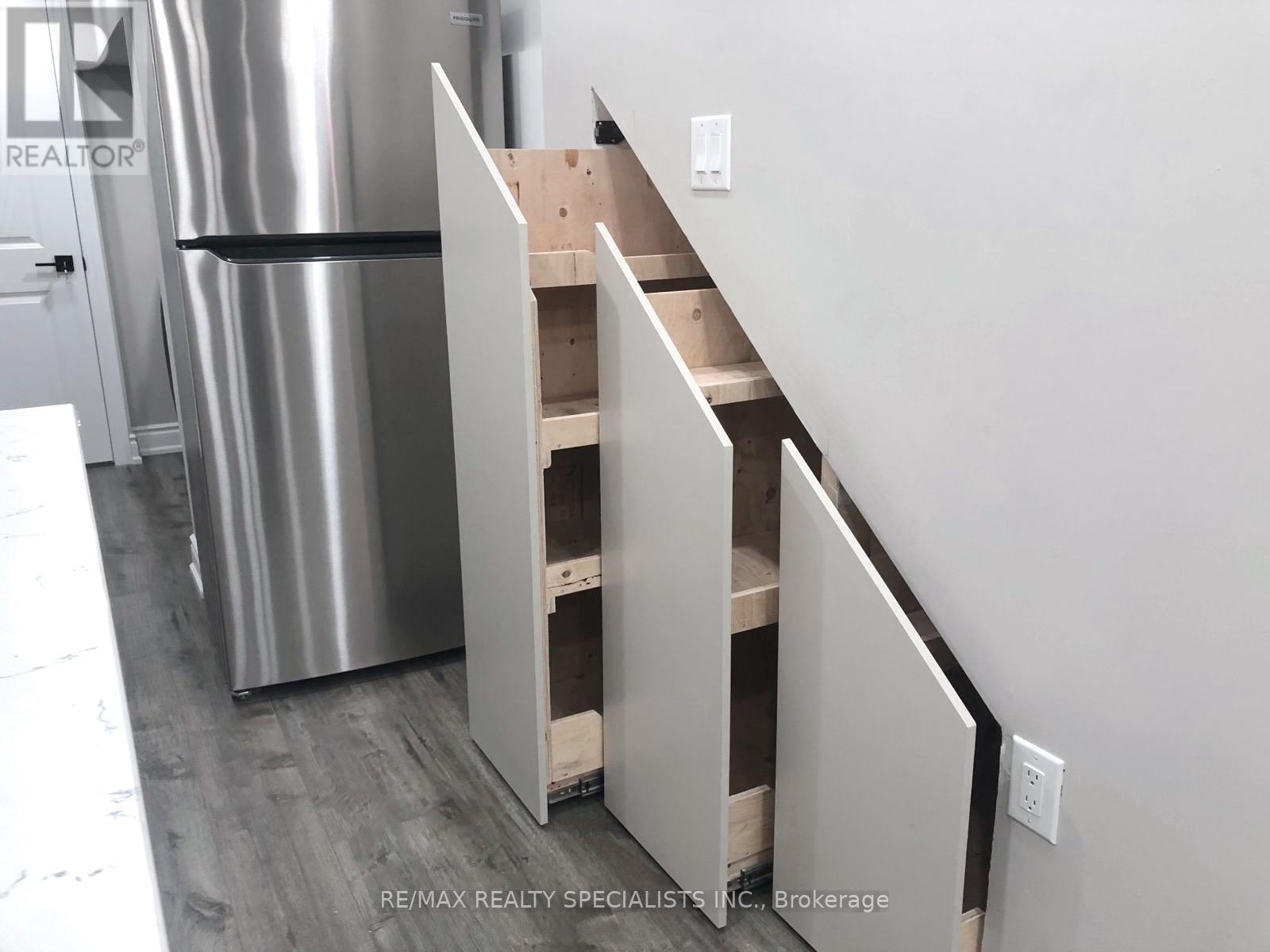 Bsmt - 471 Violet Gate Property Photo 5