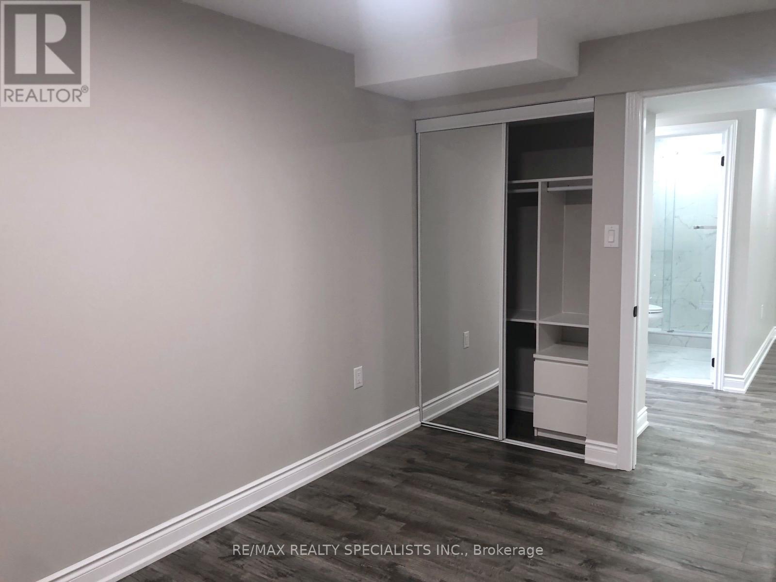 Bsmt - 471 Violet Gate Property Photo 9