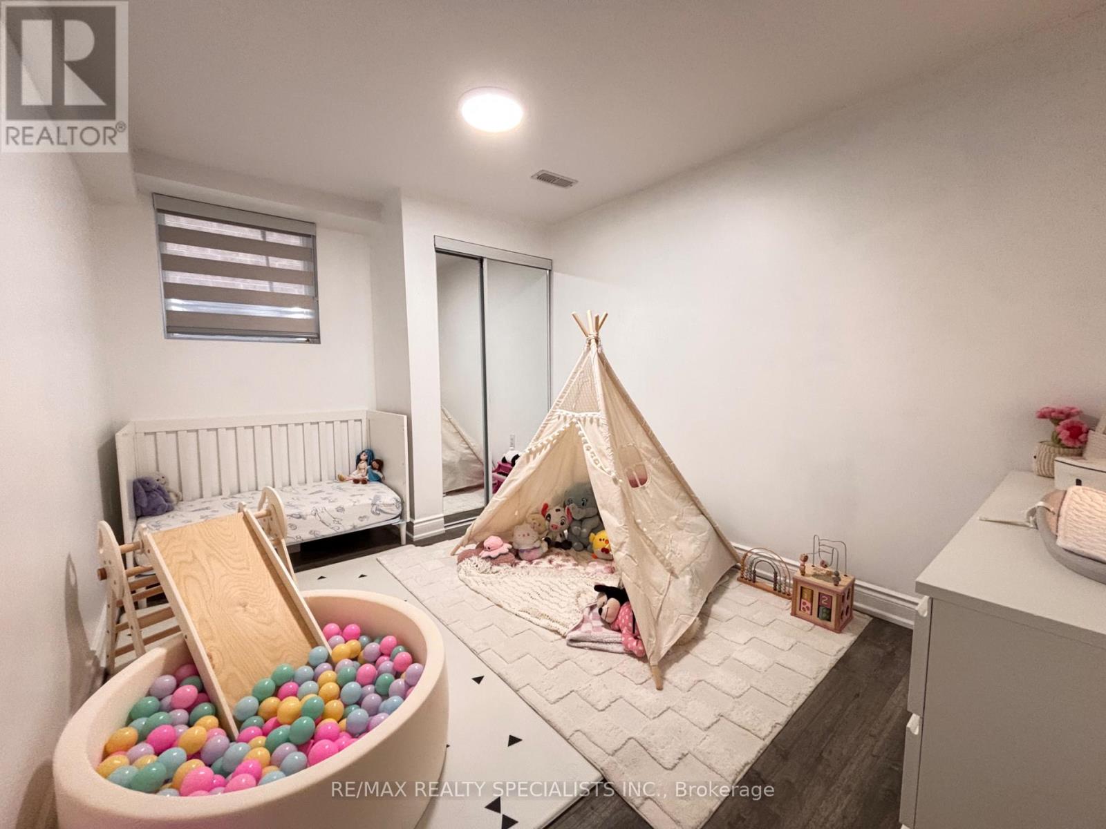 Bsmt - 471 Violet Gate Property Photo 10