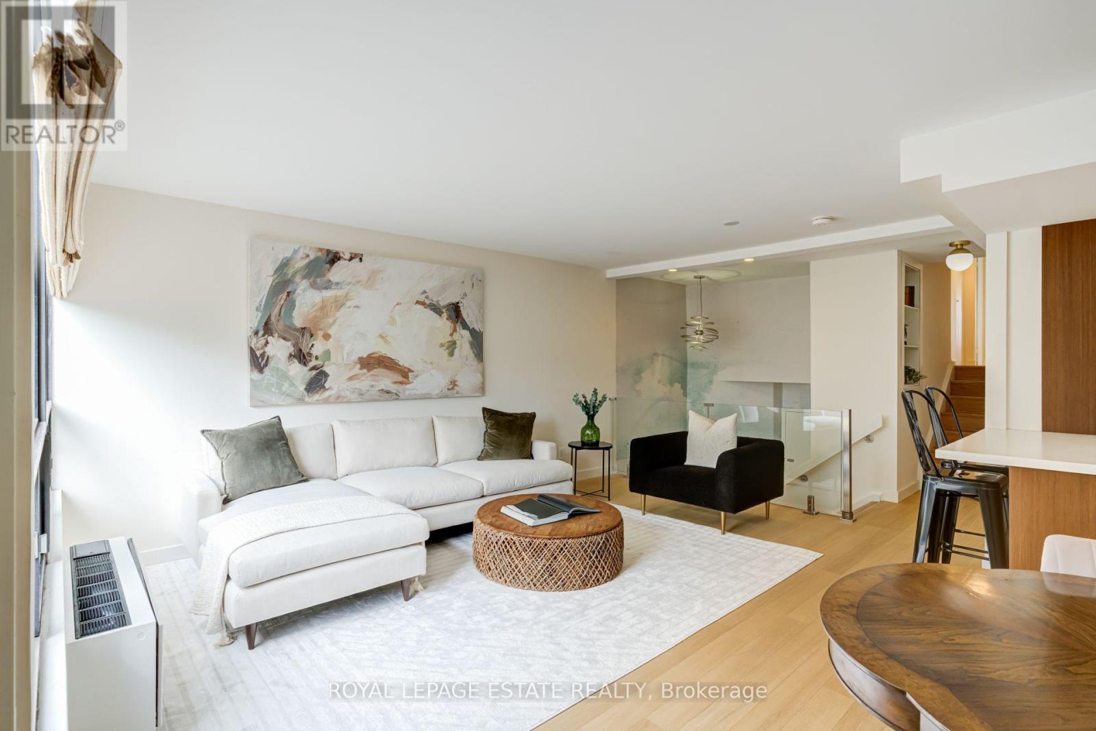 A12 - 284 Mill Road Property Photo 4