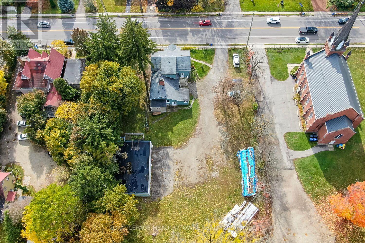 503 Guelph Street Property Photo 14