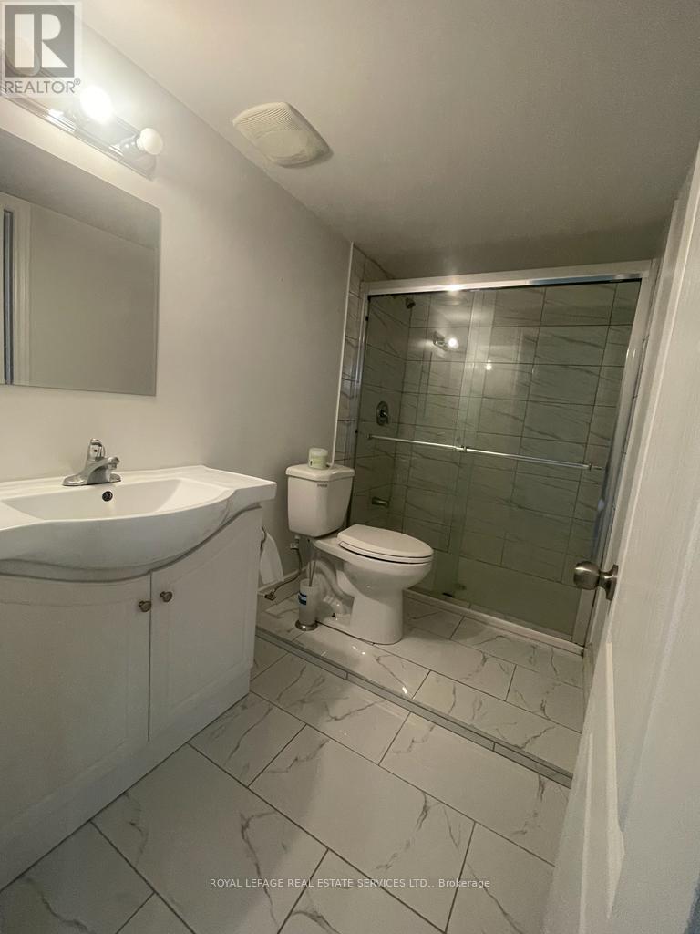 16 Little Britain Crescent Property Photo 10