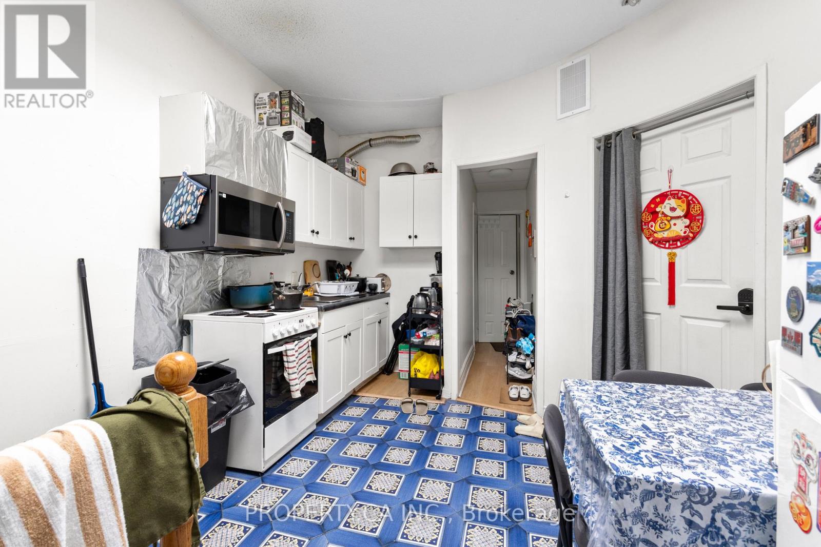 #upper - 1080 Dovercourt Road Property Photo 5