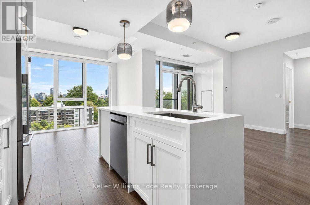 605 - 500 Brock Avenue Property Photo 8