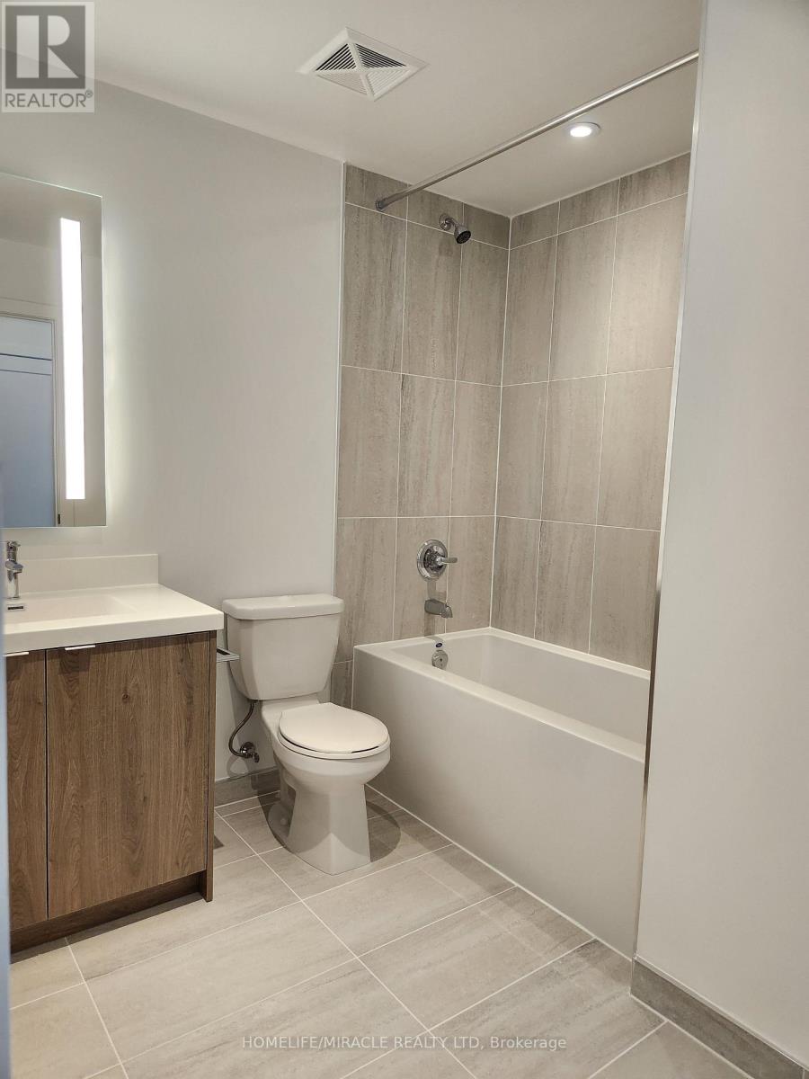 3230 - 5 Mabelle Avenue Property Photo 22