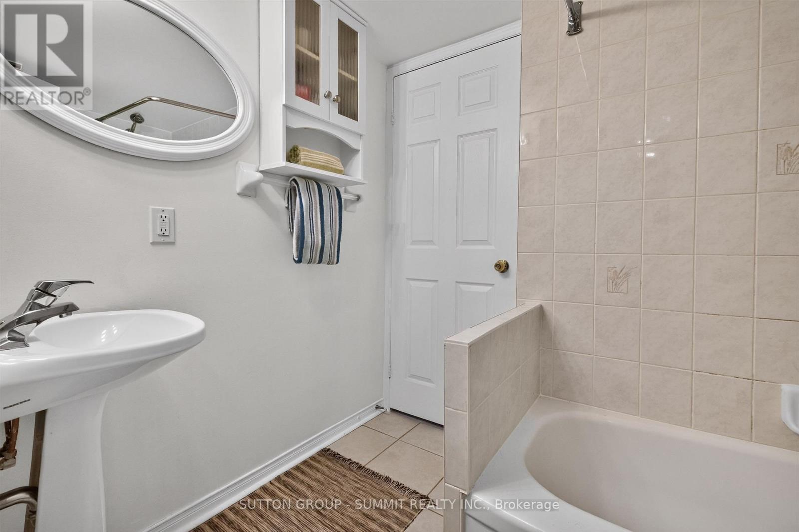 606 - 32 Tannery Street Property Photo 26