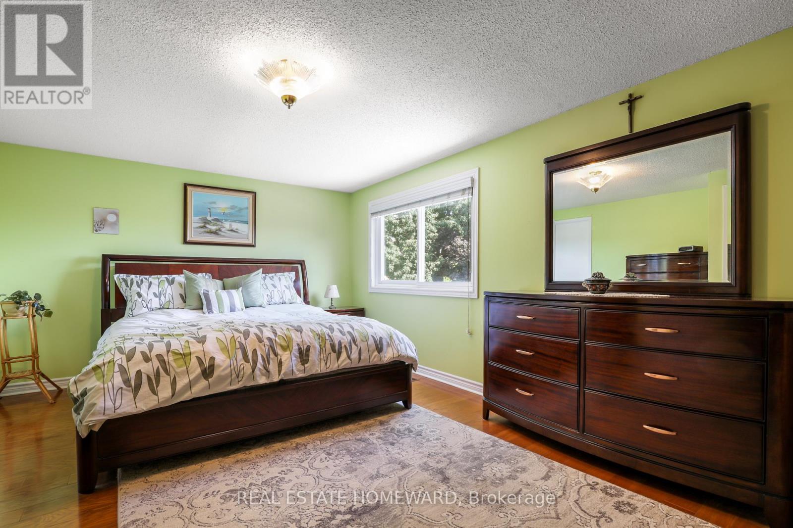 6399 Colebrook Crescent Property Photo 27