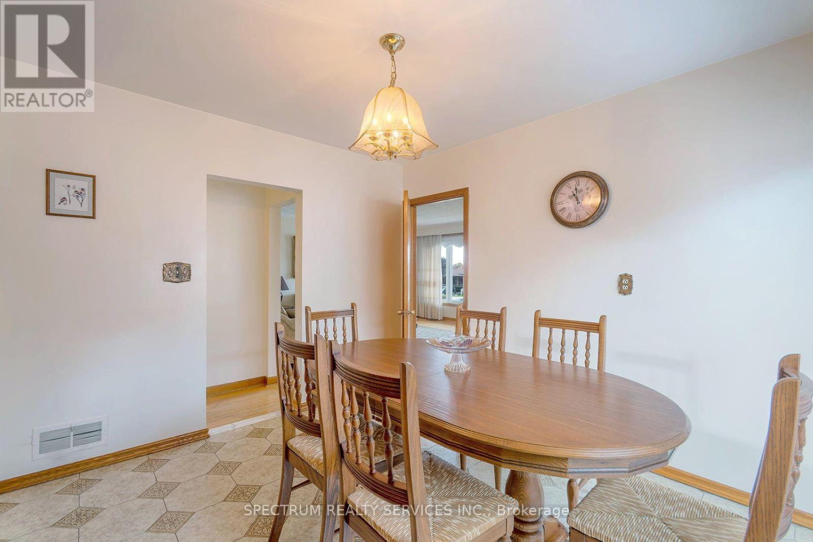 37 Jocada Road Property Photo 14