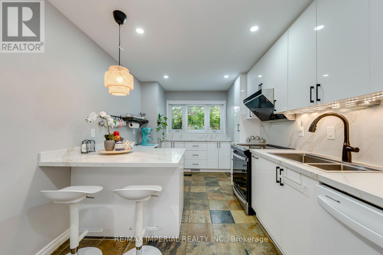 1107 Gable Drive Property Photo 13