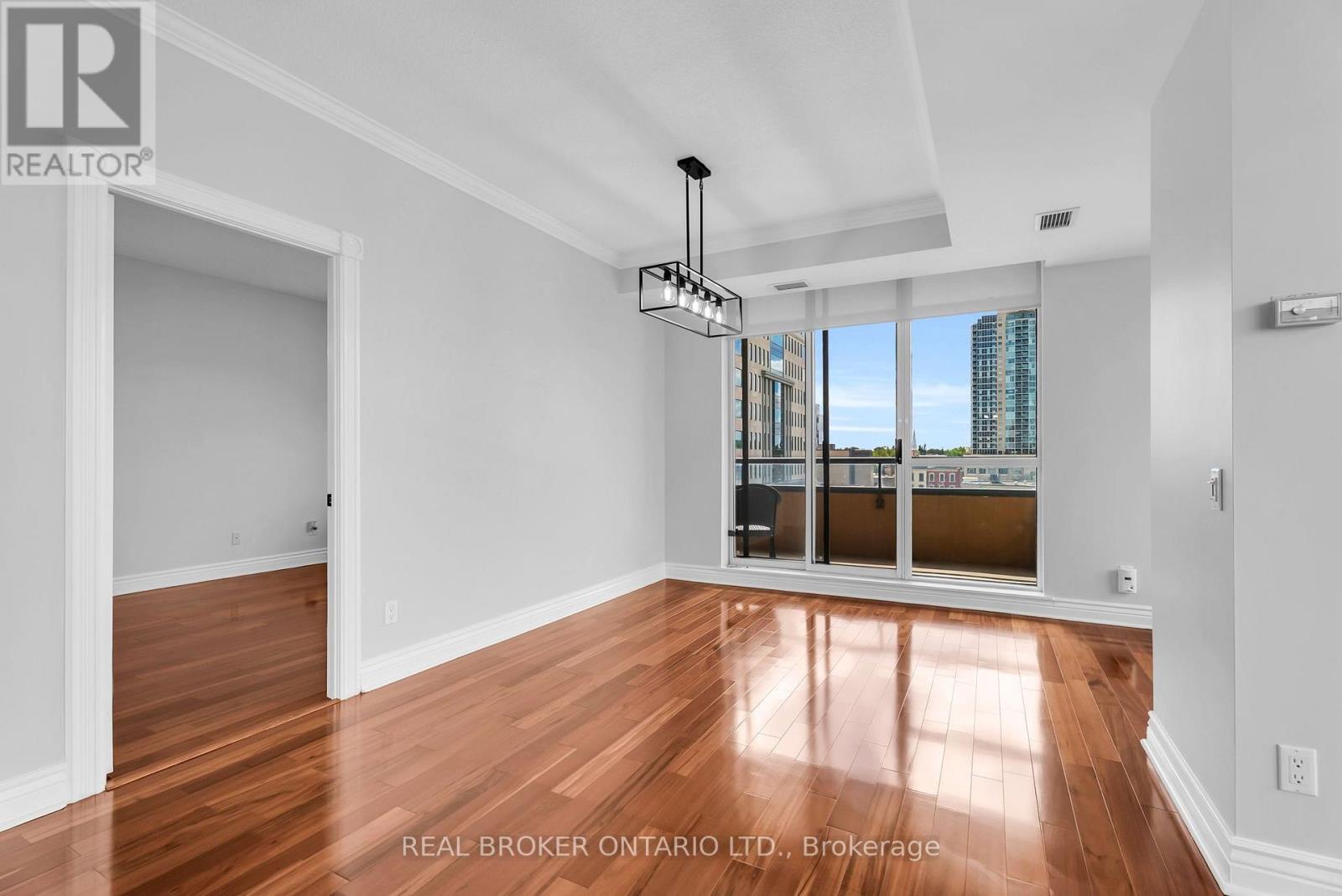 405 - 1 Belvedere Court Property Photo 14