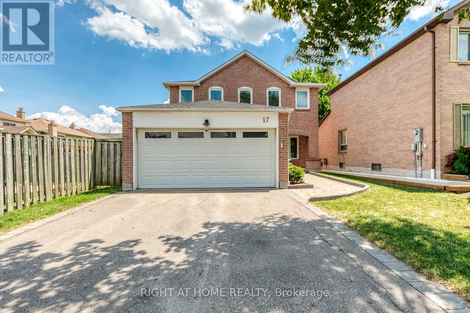 17 NICKEL CRESCENT Property Photo 1