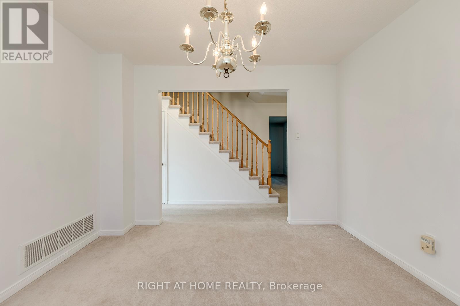 17 Nickel Crescent Property Photo 9
