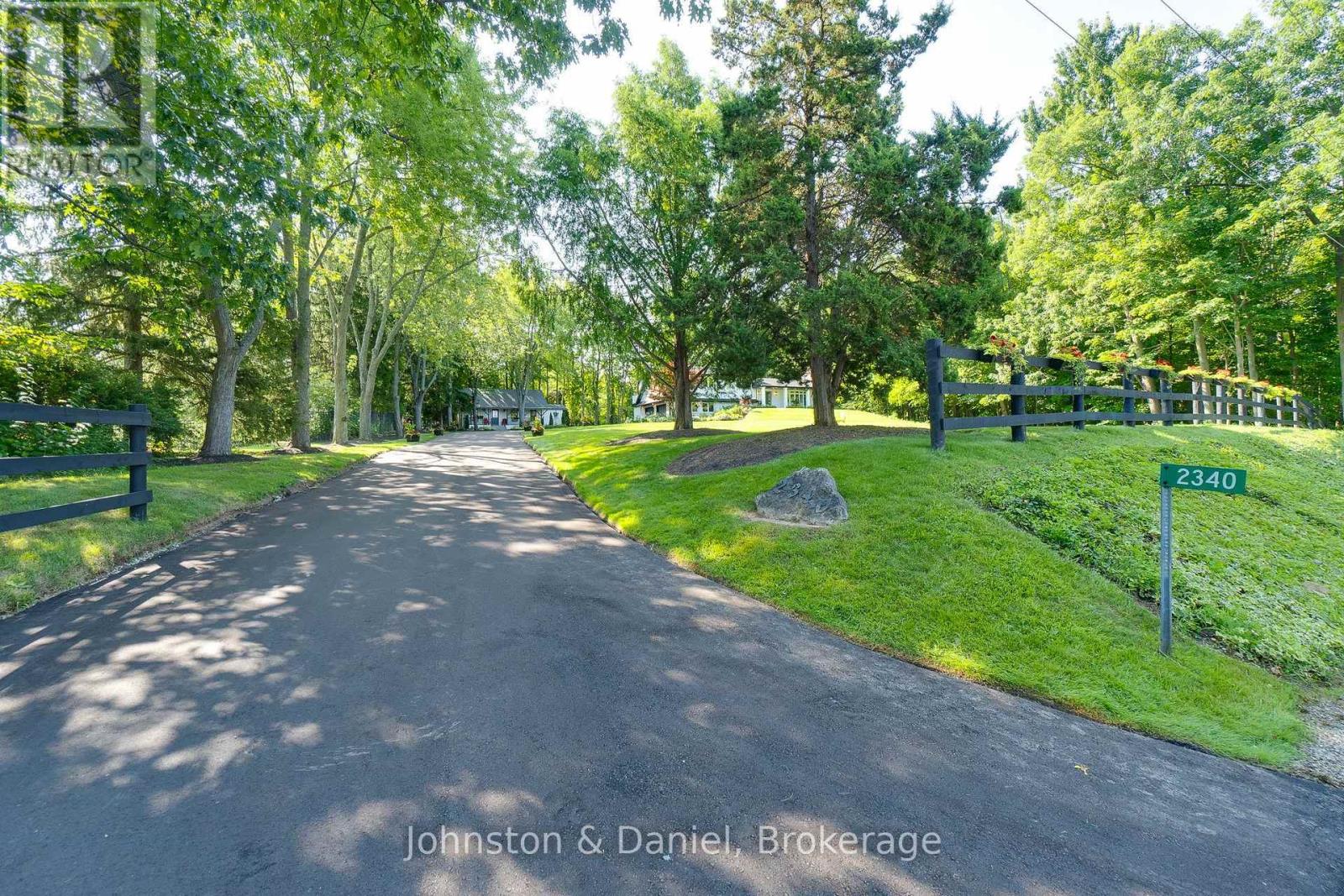 2340 Britannia Road Property Photo 2