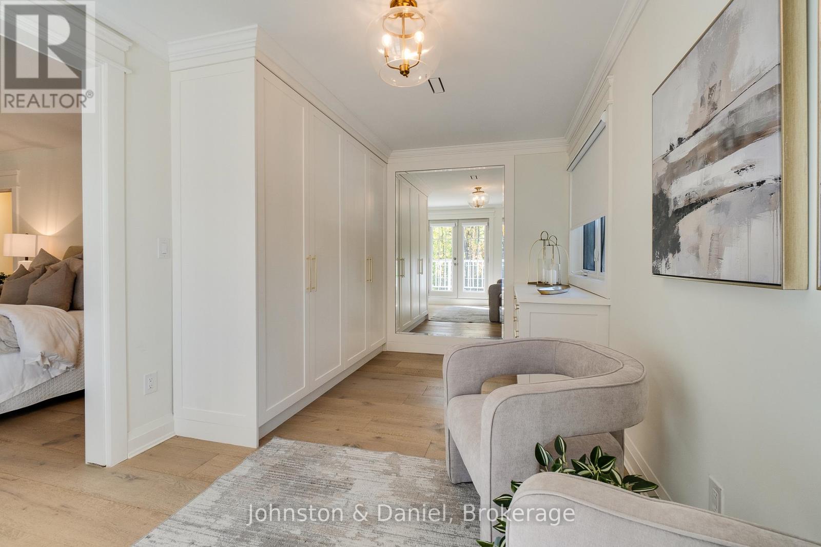 2340 Britannia Road Property Photo 28