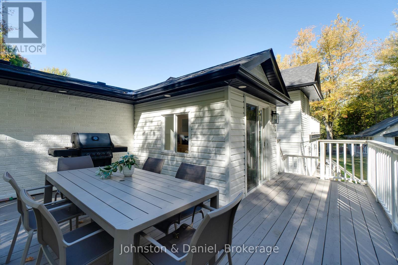 2340 Britannia Road Property Photo 45