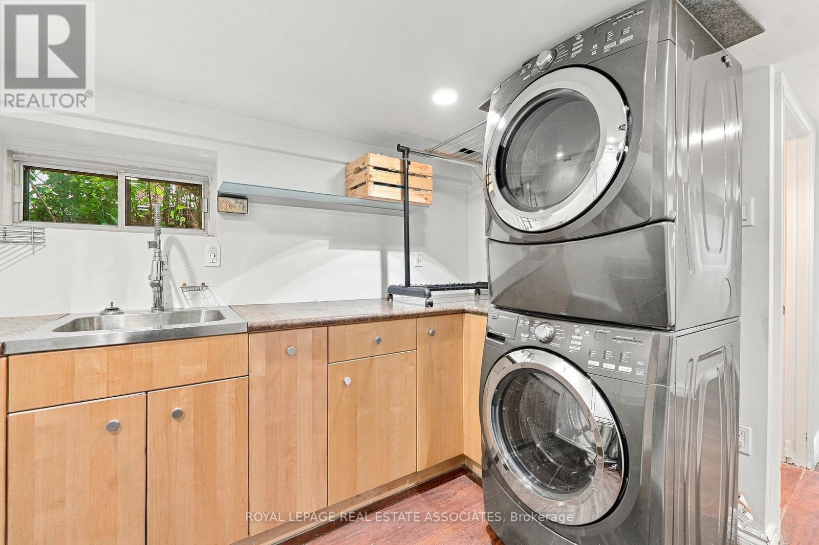 268 Troy Street Property Photo 11