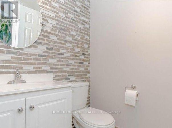 58 Summerdale Crescent Property Photo 8