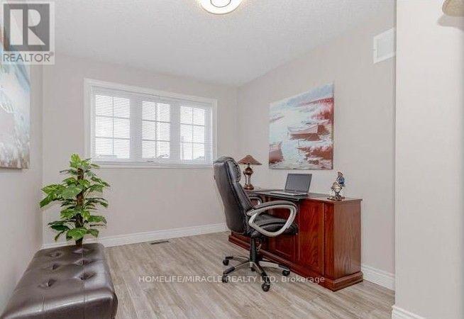 58 Summerdale Crescent Property Photo 13