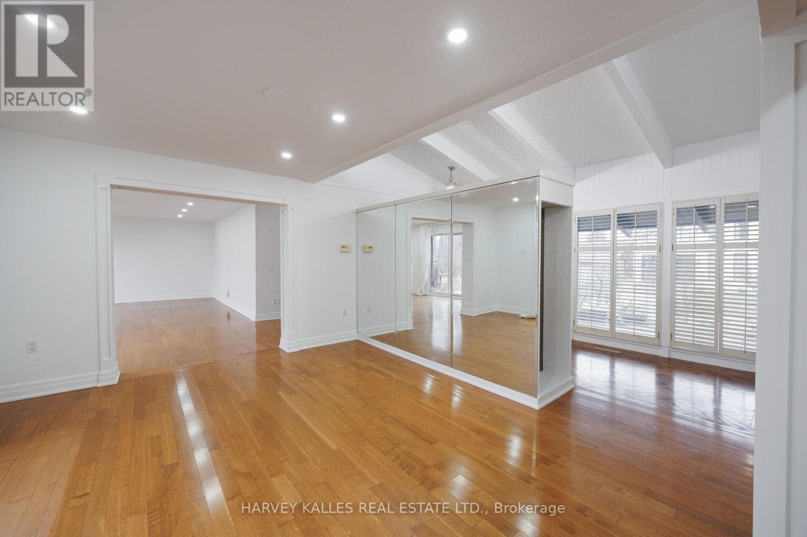 19 Blair Athol Crescent Property Photo 7