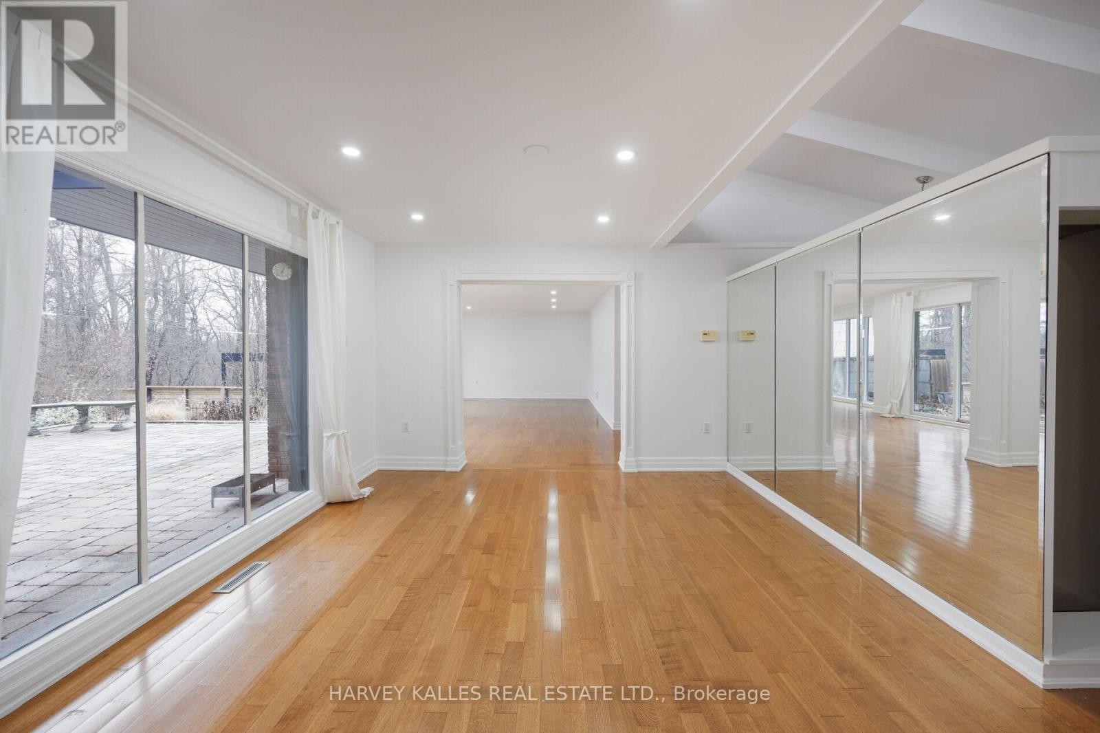 19 Blair Athol Crescent Property Photo 8
