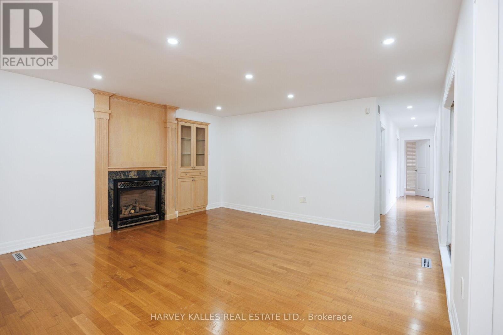 19 Blair Athol Crescent Property Photo 14