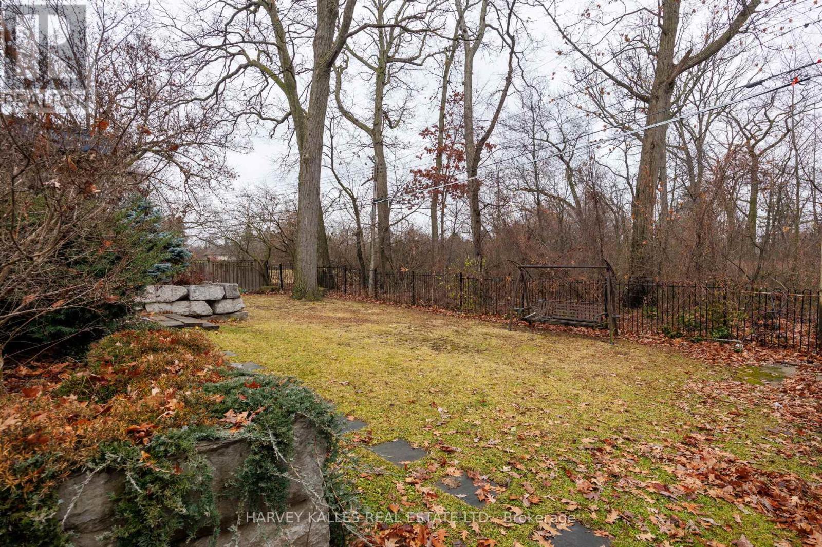 19 Blair Athol Crescent Property Photo 25